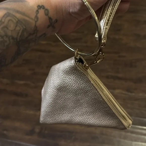 Rare Gold Mini Bag - Picture 5 of 6